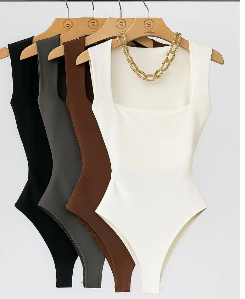Tania suit