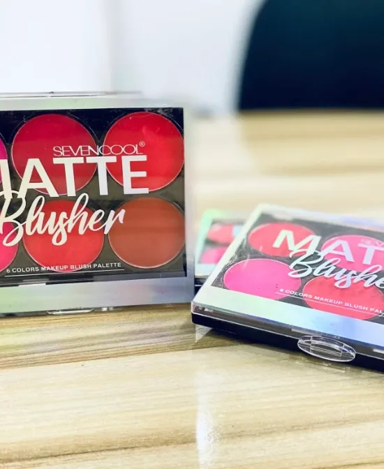 Matte blusher