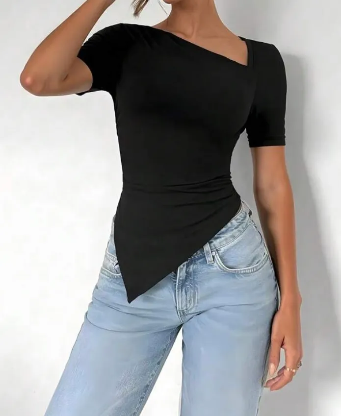 Melania top